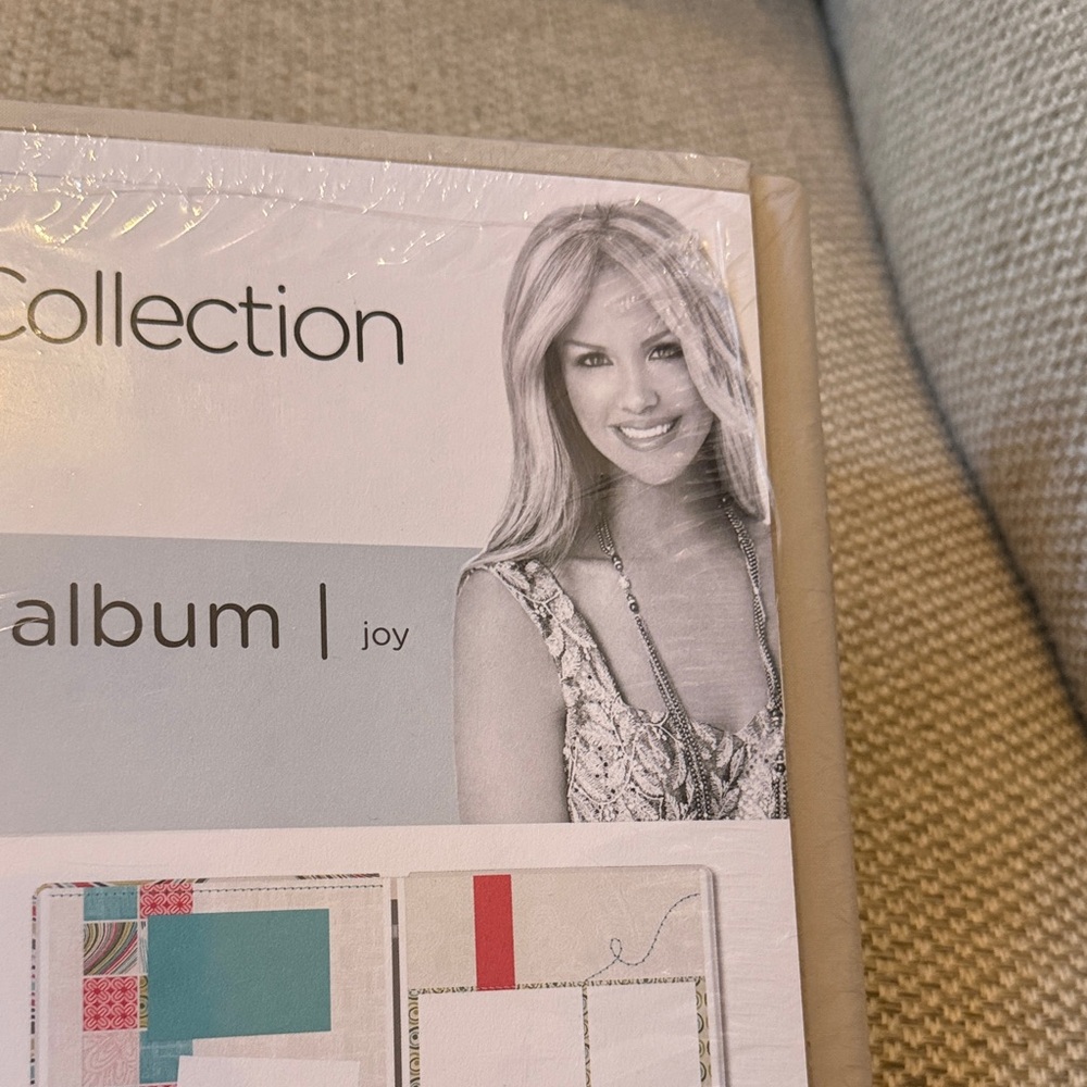 Creative Memories Joy Series 12x12 Album, Nancy O’Dell Collection